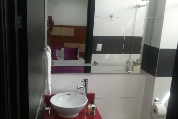 Room 17 of 21