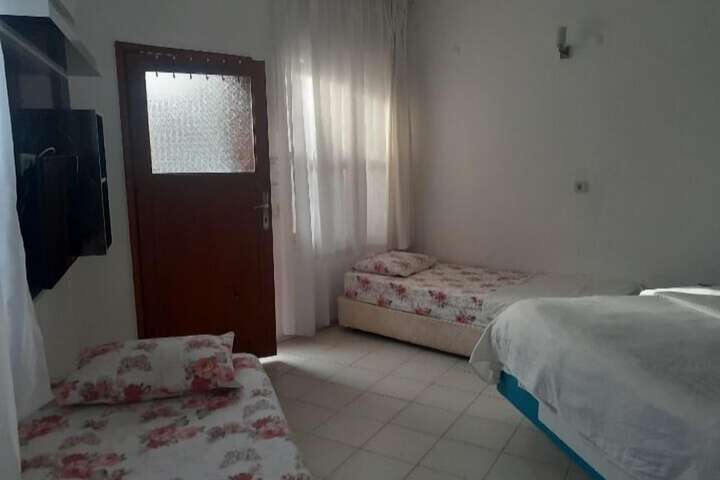 Room 26 of 144