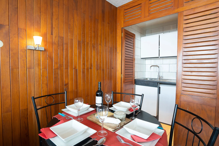Dining 19 of 19
