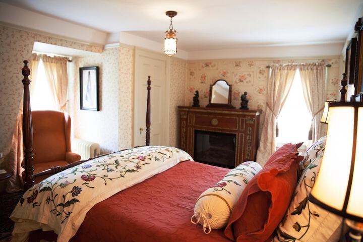 Room 16 of 74
