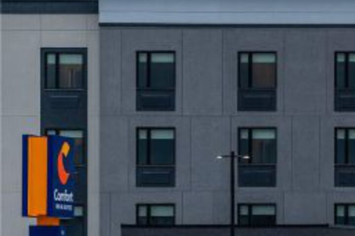 Image of Comfort Inn & Suites