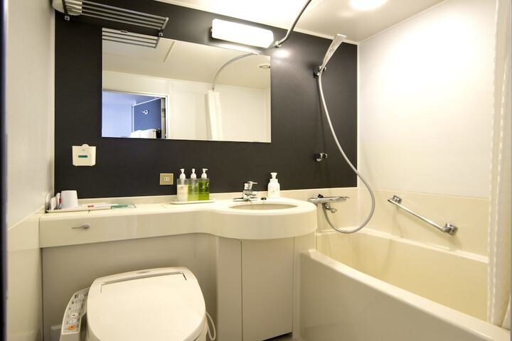 Room 14 of 52