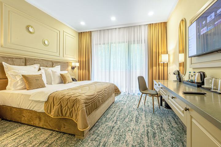 Room 3 of 19