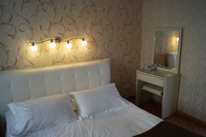 Room 29 of 47