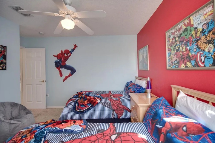 Room 5 of 27