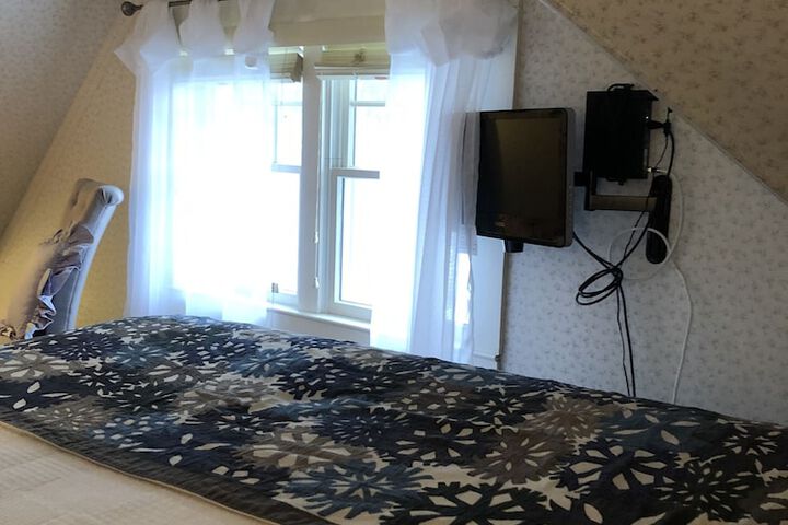 Room 38 of 60