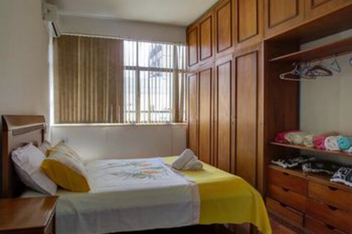 Room 10 of 22