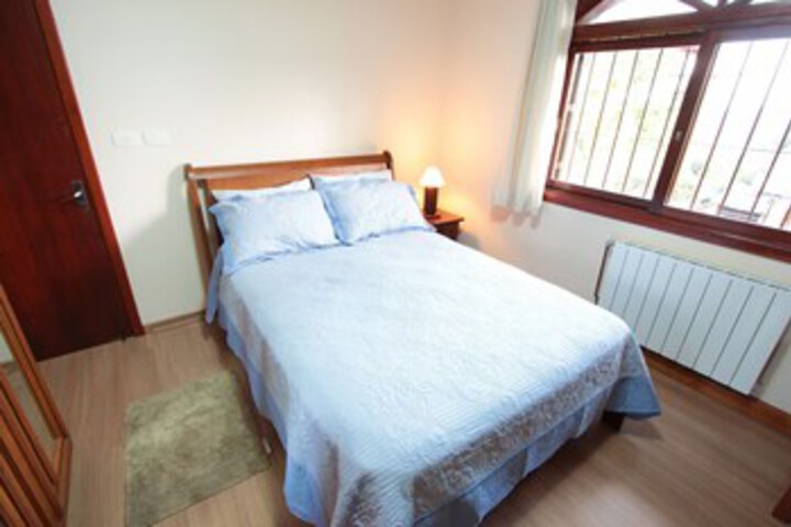 Room 26 of 29