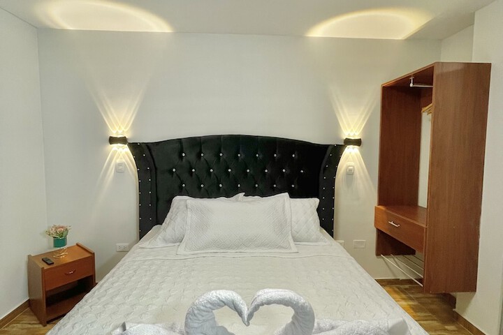 Room 4 of 41