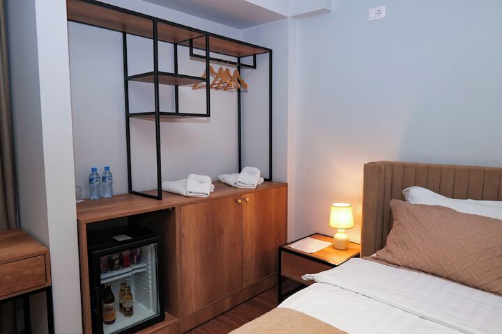Room 7 of 47