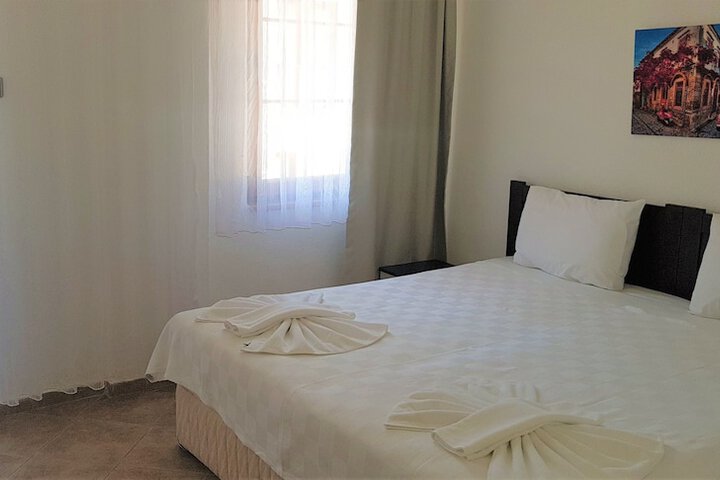 Room 7 of 91