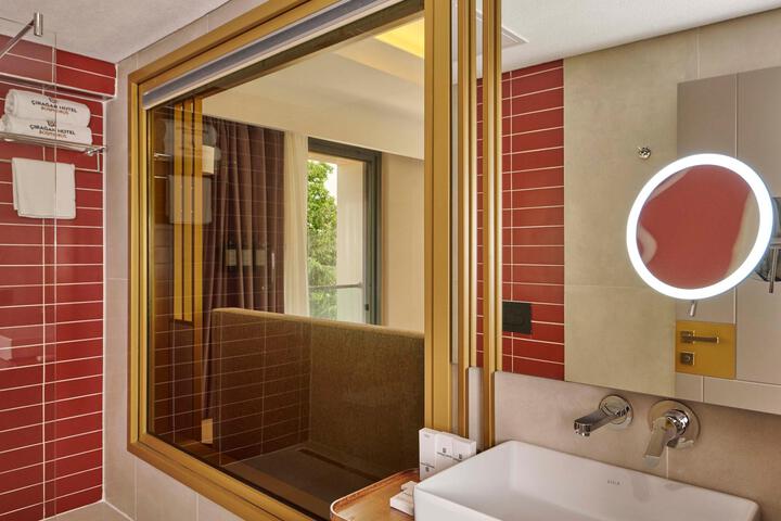Room 20 of 113