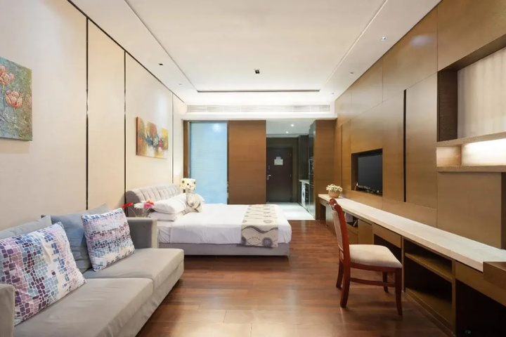 Room 2 of 11
