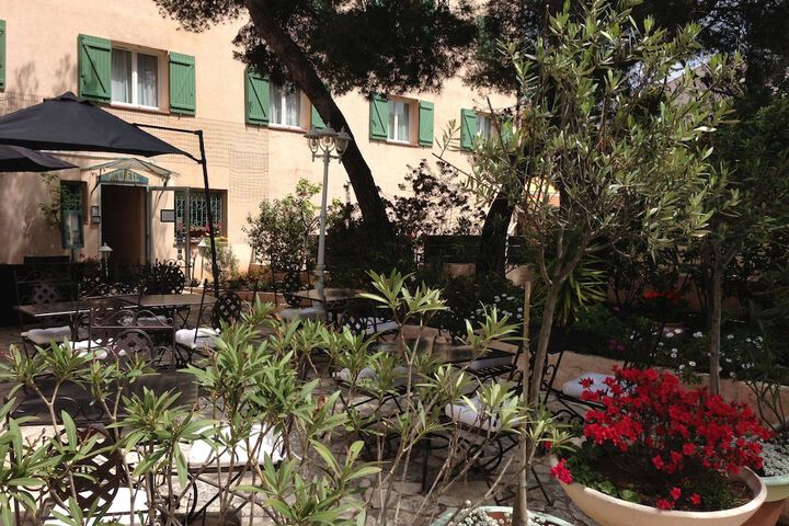Le Clos Des Pins in Six-Fours-les-Plages