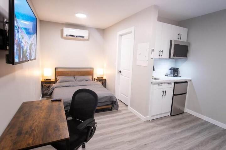 Room 2 of 29