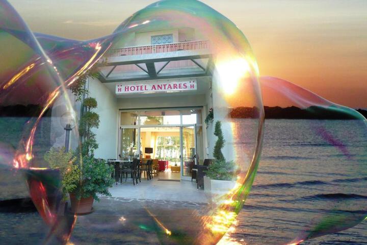 Hotel Antares