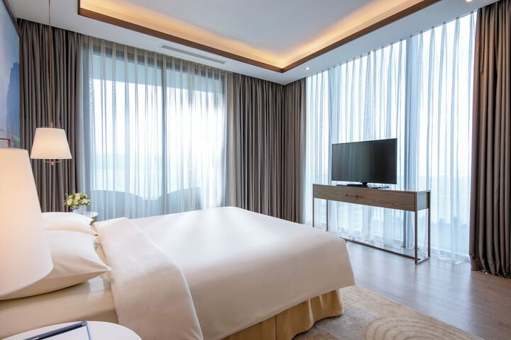 Room 20 of 80