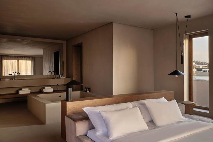 Room 31 of 215
