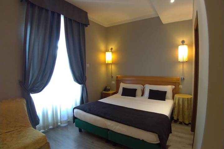Room 5 of 30