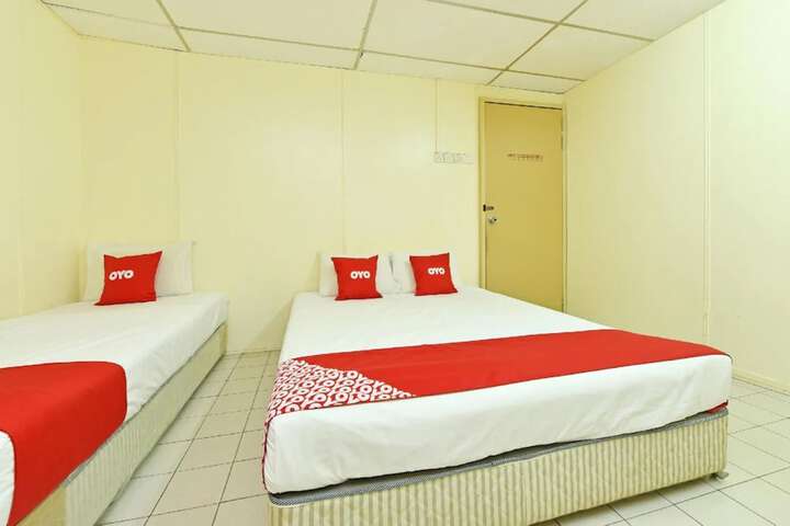 Room 11 of 15