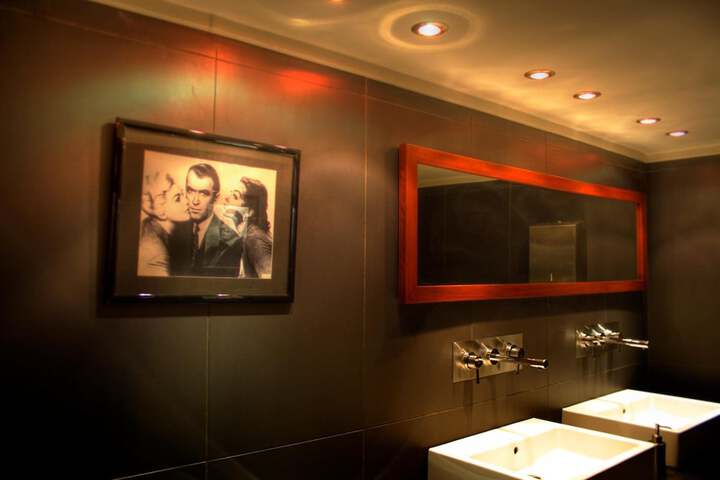 Room 35 of 63