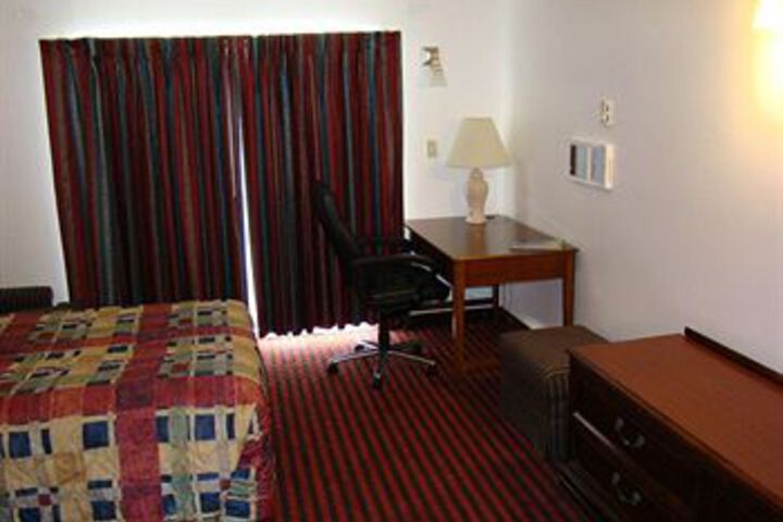 Room 50 of 62