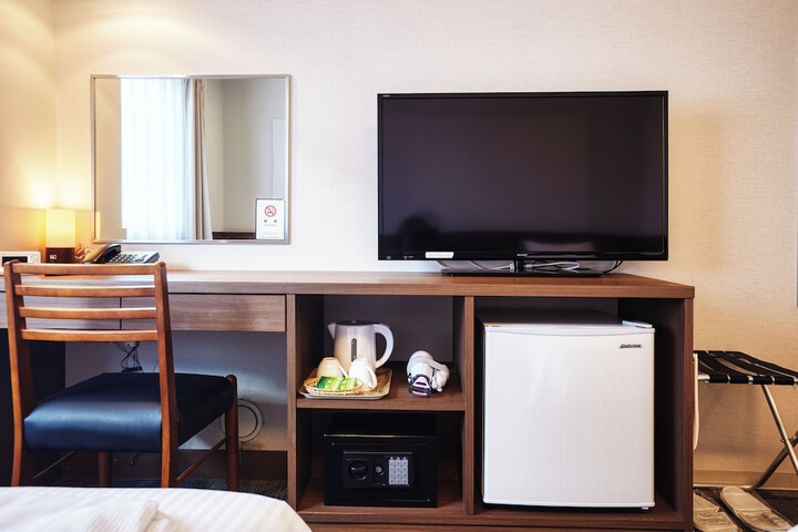 Room 15 of 59