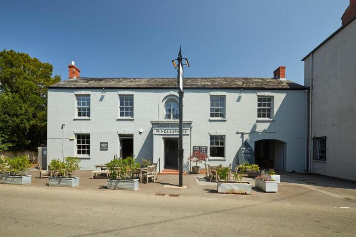 Exterior Photo