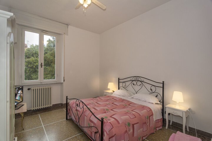 Room 26 of 64