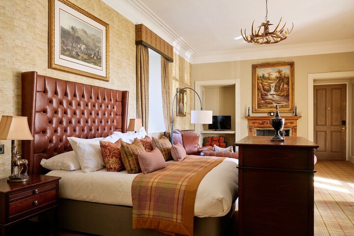 Room 42 of 107