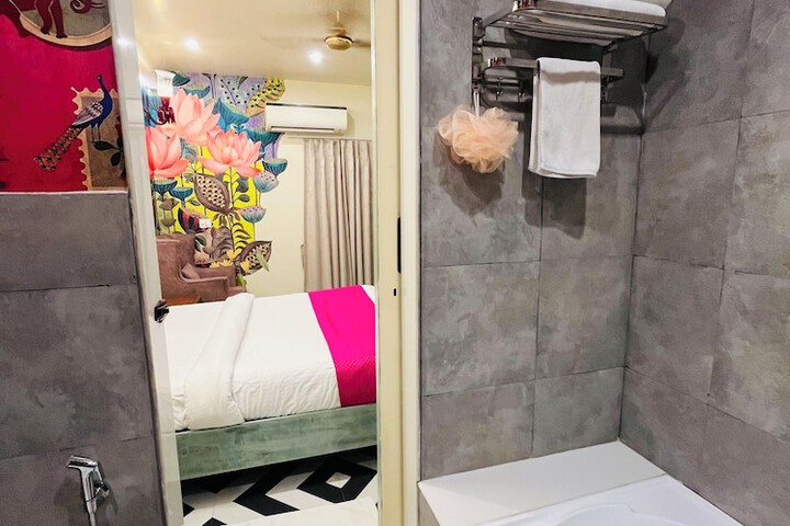 Room 46 of 167