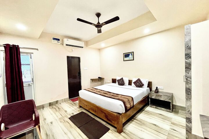 Hotel Silicon - near Sea beach & Temple