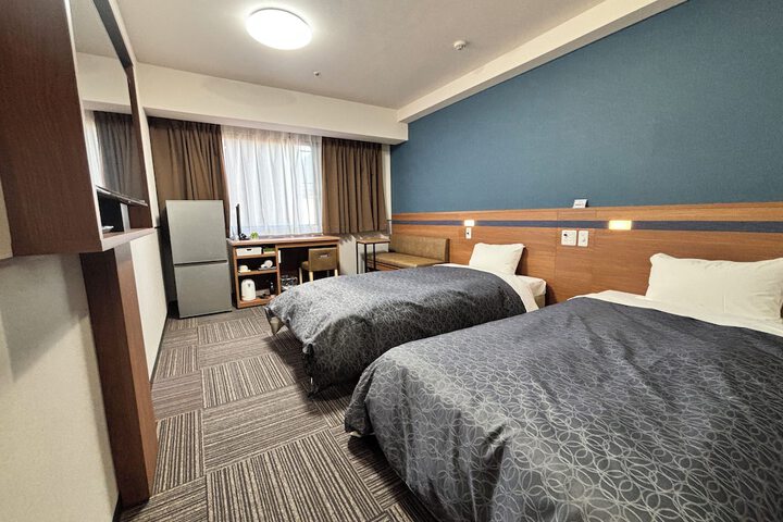 Room 6 of 41