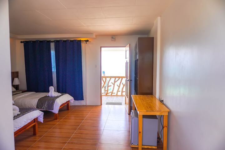 Room 14 of 42