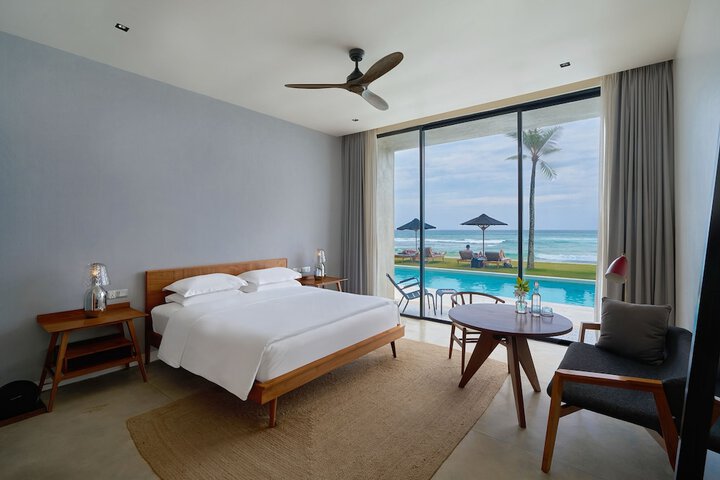 Room 28 of 117