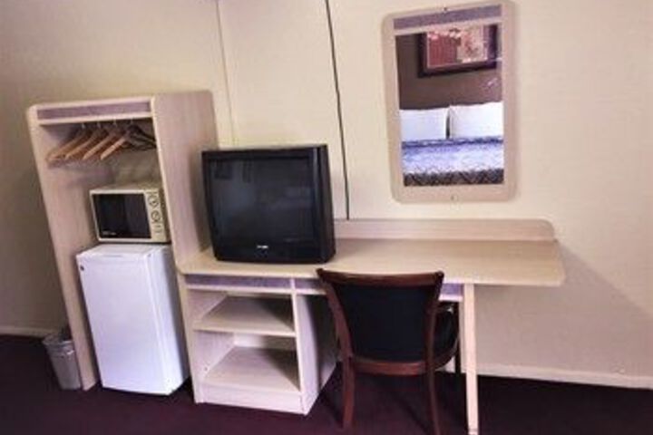 Room 22 of 27