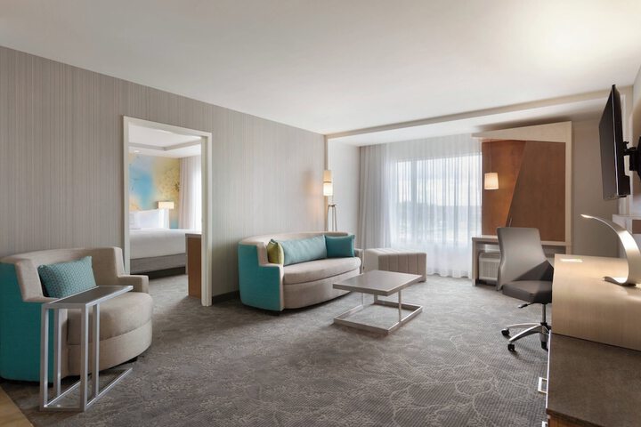 Room 10 of 45