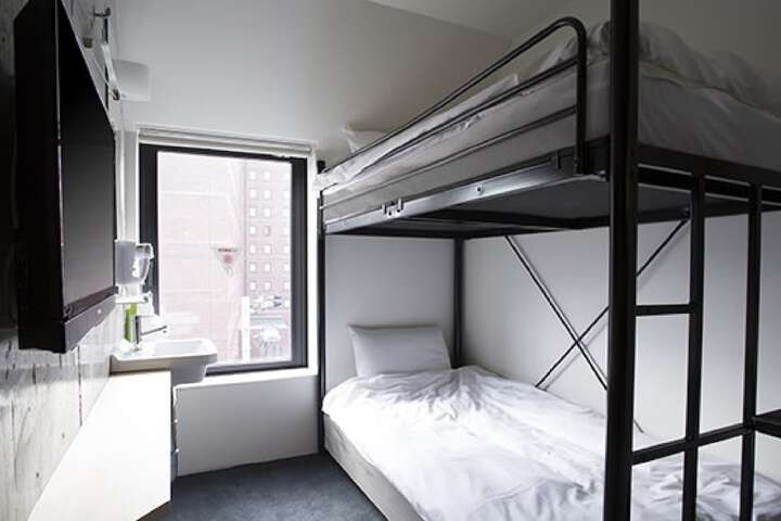 Room 19 of 42