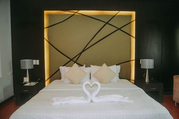 Room 8 of 26