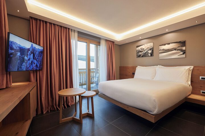 Room 9 of 54