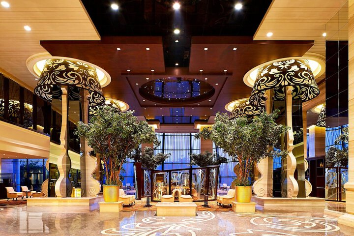 Hotel Interior 4 of 43