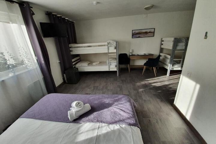 Room 18 of 38