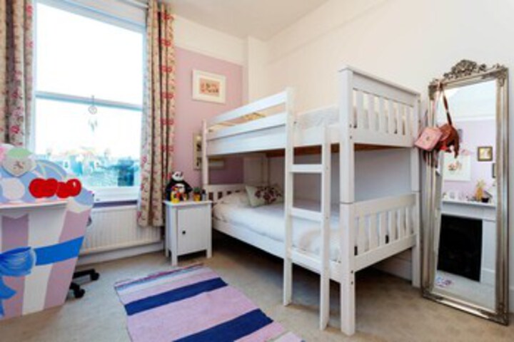 Room 14 of 17