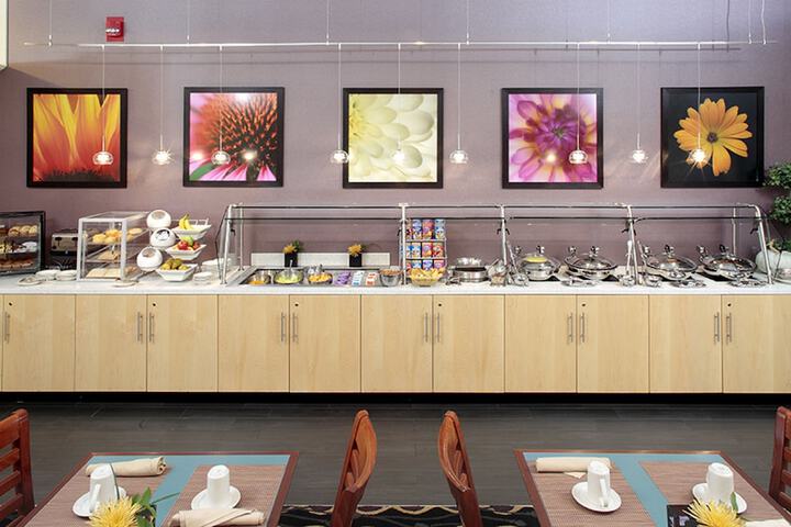 Breakfast buffet