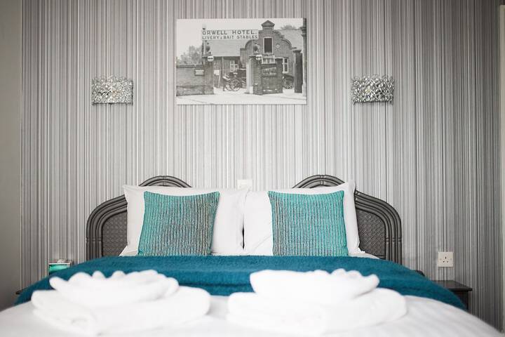 Room 27 of 70