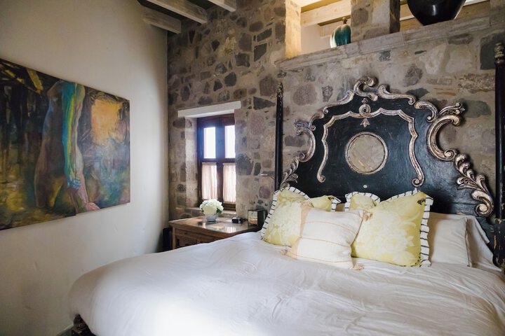 Room 4 of 53