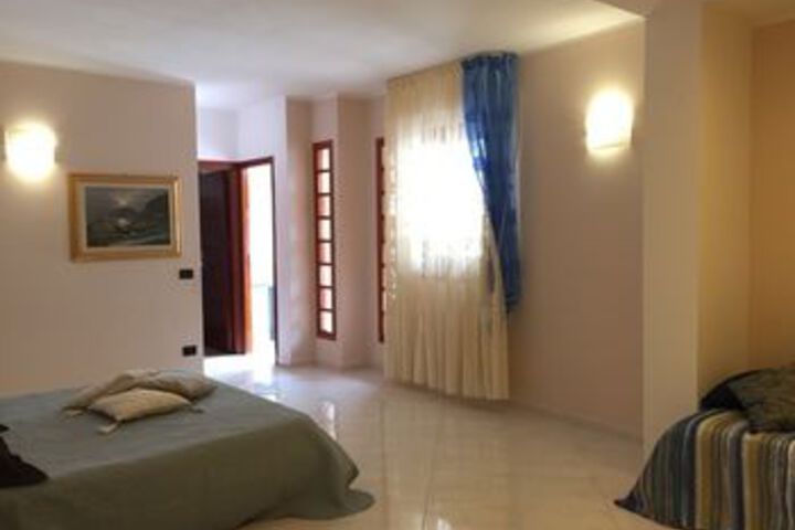Room 14 of 20