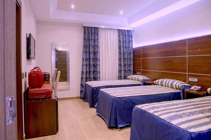 Room 15 of 71