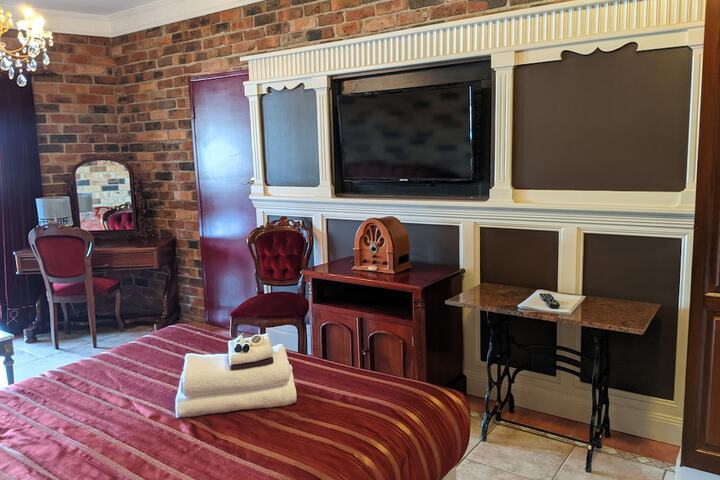 Room 25 of 175