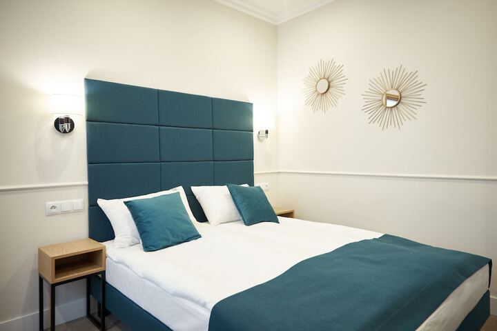 Room 15 of 73